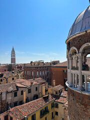 Obraz premium View with St Mark's Campanile from Palazzo Contarini del Bovolo in Venice, Italy