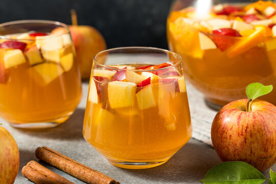 Cold Refreshing Apple Cider Sangria Cocktail