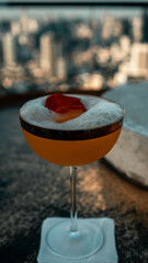 Cocktail auf einer Skybar in Thailand