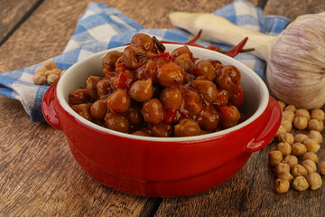Baked chickpea with tomato sauce