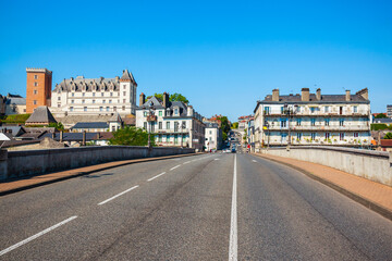 Obraz premium Pau city panoramic view, France