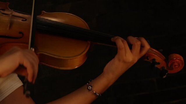 t&eacute;cnica tocando de viol&iacute;n 