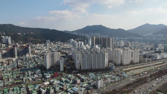 Aerial video of Samrak Park in Busan/Aerial video of Sasang-gu from Samrak Park 