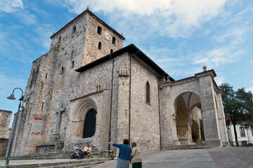 Obraz premium Iglesia en LLanes