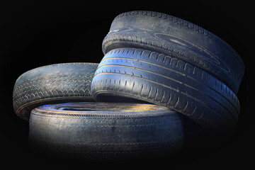 pattern of damaged tire for advertising tire shop or car tire shop - 648078583