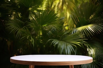 Obraz premium Tropical tranquility. Verdant oasis. Empty wooden table with green paradise. Nature haven of relaxation. Jungle retreat. Embracing wild beauty