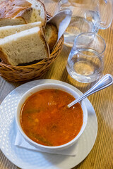Ciorba, sopa de verduras típica de Rumania