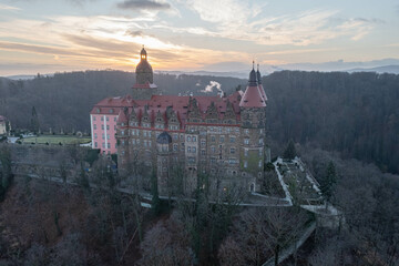 Zamek w Walbrzychu - obrazy, fototapety, plakaty
