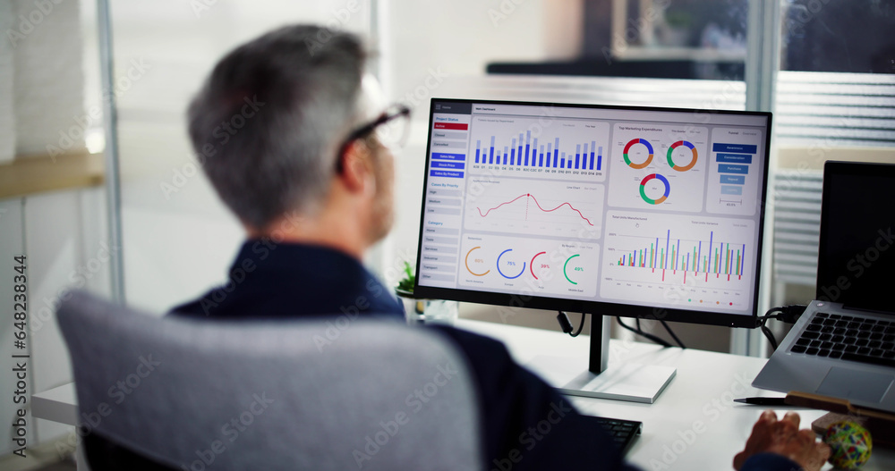 Aufkleber Business Data Analyst Using KPI Data Dashboard