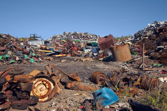 Junk yard; Canada
