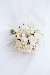 Bridal bouquet. Wedding. Wedding day. Love. Rings. Wedding rings. Engagement. Flowers. Beautiful bouquet. The bride's bouquet. Bride. Aesthetics. Details.