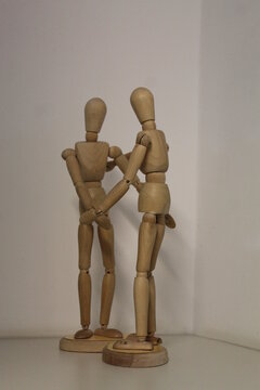 e eles dan&ccedil;am