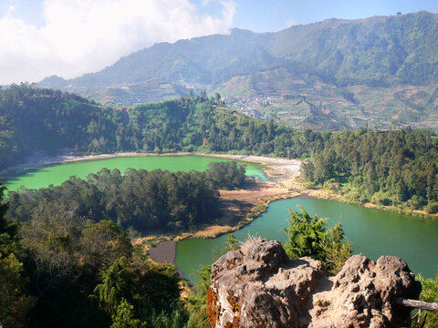 Telaga warna lake at dieng plateau, wonosobo - central java, indonesia