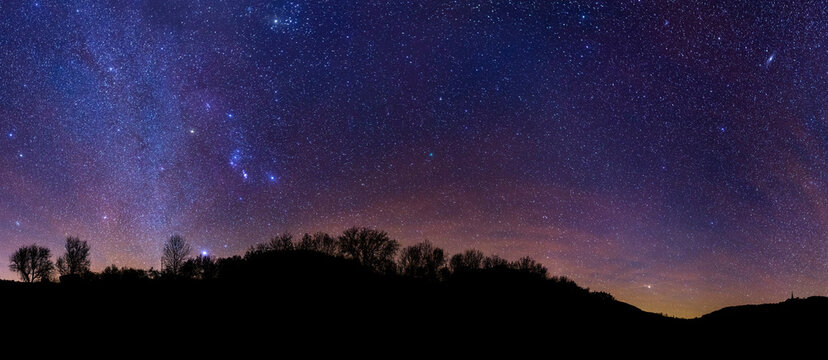 astrophotography of the winter milky way in the mountains