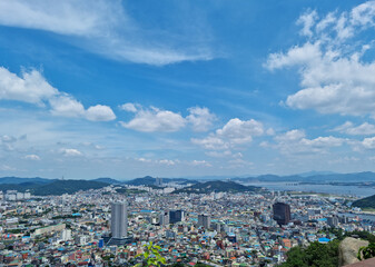 Fototapeta na wymiar This is the urban landscape of Mokpo, Korea.