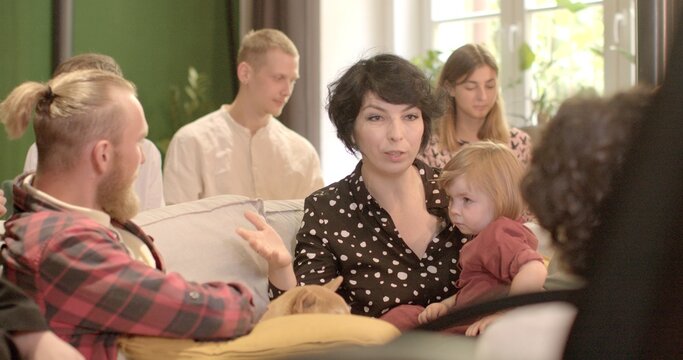 Creating an atmosphere By trying maintain calm environment, she can help maintain atmosphere group teacher speaks topics students while sitting company. Transfer of knowledge.