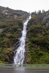 Fototapeta premium Bridal Veil Falls at Valdez