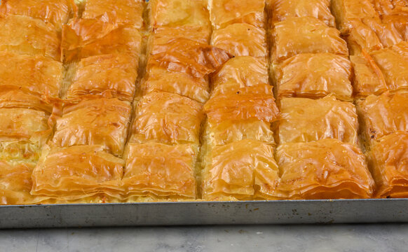 Warbat Bil Ashta Cream Filled Phyllo Pastry Sweet