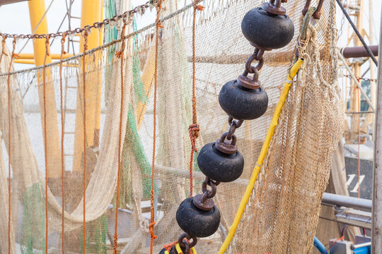 Schleppnetzfischerboote im Hafen