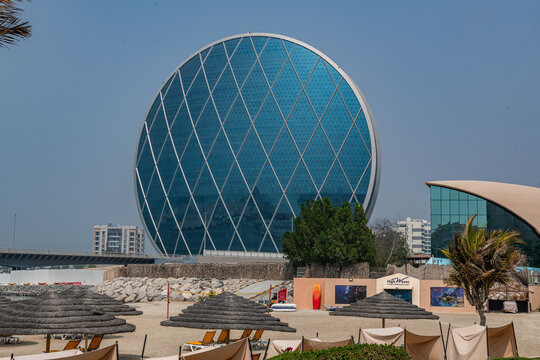 Aldar Head Quarters Building in Abu Dhabi in the shape of a disk with a height of around 80 meters