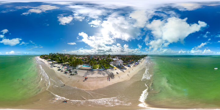 Imagem panorâmica em 360 graus da Praia do Antunes, Maragogi, estado de Alagoas, Brasil