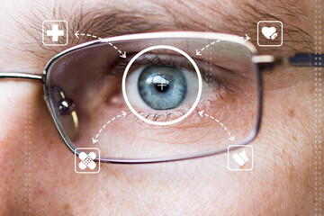 Eye monitoring and treatment in healthcare. Biometric scan of  male eye on virtual panel. - 648938302