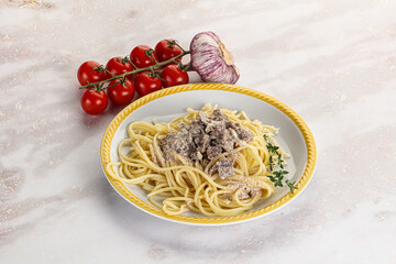 Pasta Carbonara with beef bacon