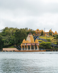 Statue at lake Grand Bassin - hindu temples of Mauritius, Temple Grand Bassin. divinité hindoue, lac sacré, île Maurice.