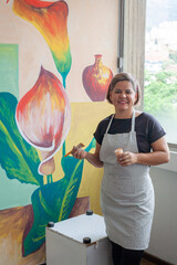 mujer latina artes