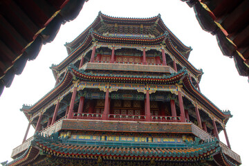 Obraz premium Hall of Dispelling Clouds and the Tower of Buddhist Fragrance