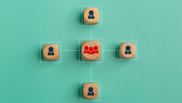 Cooperation and folding forces. Found a community Bring in a wider range of skills and expertise. Gather in a new team concept.