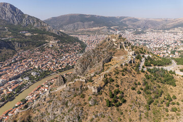 Obraz premium Amasya or Harsene Castle in Turkey. Aerial shot.