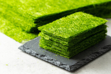 sweet laver, dried green laver