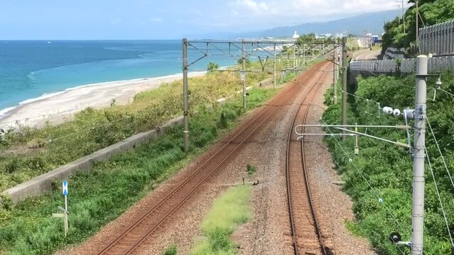 日本海ひすいライン　413系