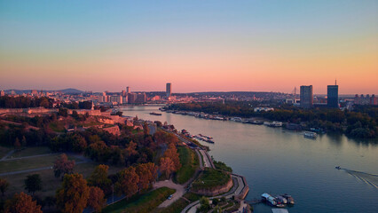 Aerial view of Belgrade rivers and cityscape, Serbia. - obrazy, fototapety, plakaty