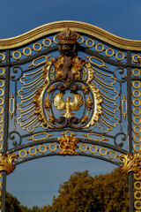 Buckingham Palace gate, London, U.K. - obrazy, fototapety, plakaty