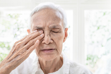 Old elderly suffer from age-related macular degeneration,optic nerve damage,Glaucoma...