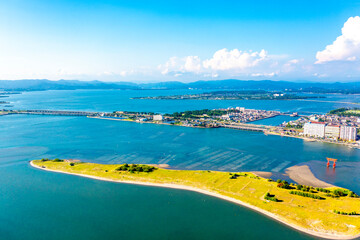 夏の浜名湖のいかり瀬と弁天島（静岡県）