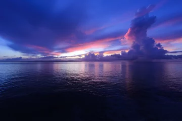 Deurstickers 竹富島の海と夕日 © 莉央 菊地
