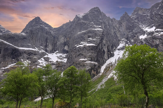 Mountain massif Troll Way (Norwegian Trollvegen)