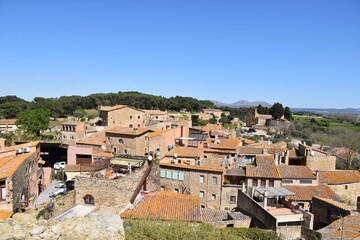 Fototapeta na wymiar Vistas de el pueblo de Peratallada, girona 