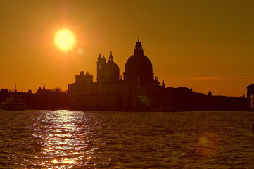 Fototapeta premium Silhouette of Venice Church