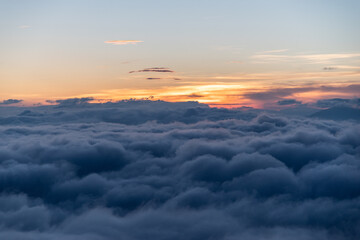 Fototapeta premium 夜明けの雲海