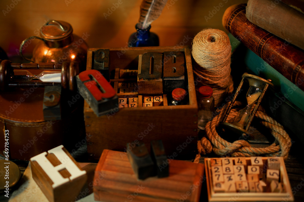 Fototapete retro type objects and old wooden typographic blocks. letters and numbers. vinatage background