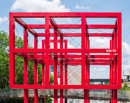 La Folie R4, &oelig;uvre architecturale dans le parc de La Villette &agrave; Paris, France