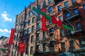 Obraz premium Christmas Decorations in Little Italy, New York, New York, USA