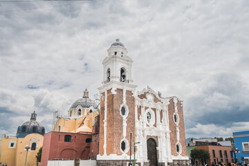 Fototapeta na wymiar Tlaxcala Cathedral, Mexico during repairs after the 2017 earthquake
