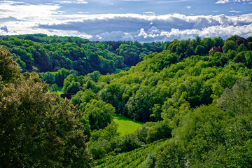 Obraz premium A beautiful day in the Bavarian city of Rothenburg an der Tauber.