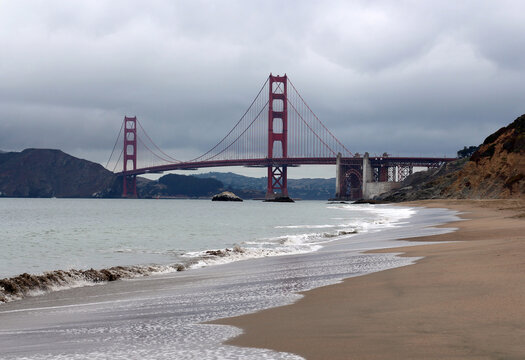 Golden Gate Beach. Photo on the sandy beach of San Francisco on a cloudy day.