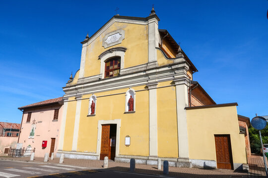 Barona Santi Pietro e Paolo church christian religion panorama landscape